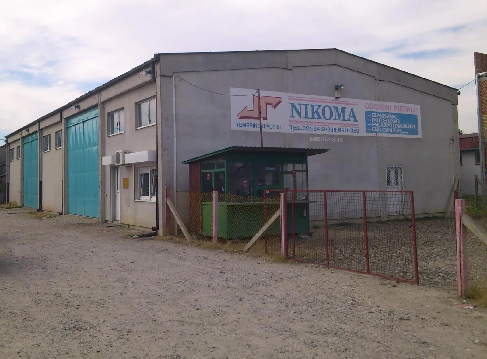 Poslovna zgrada i magacin kompanije Nikoma na Temerinskom putu u Novom Sadu
